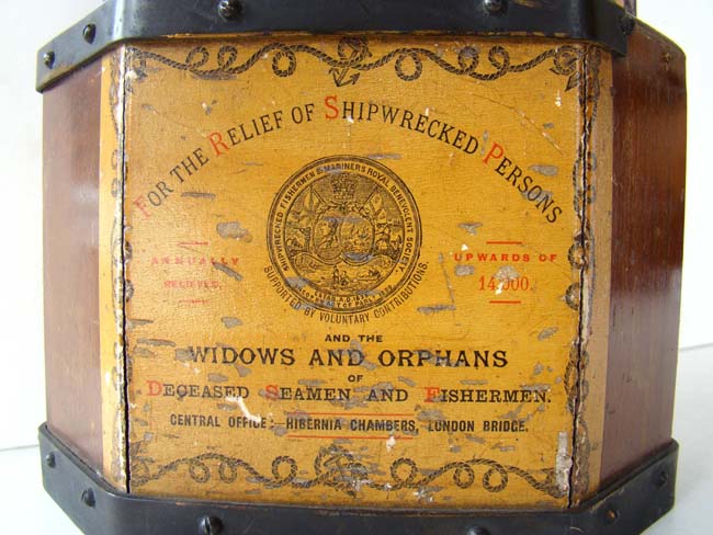A RARE "Shipwrecked Fishermen and Mariners' Society" Collecting box circa 1860 — image 4